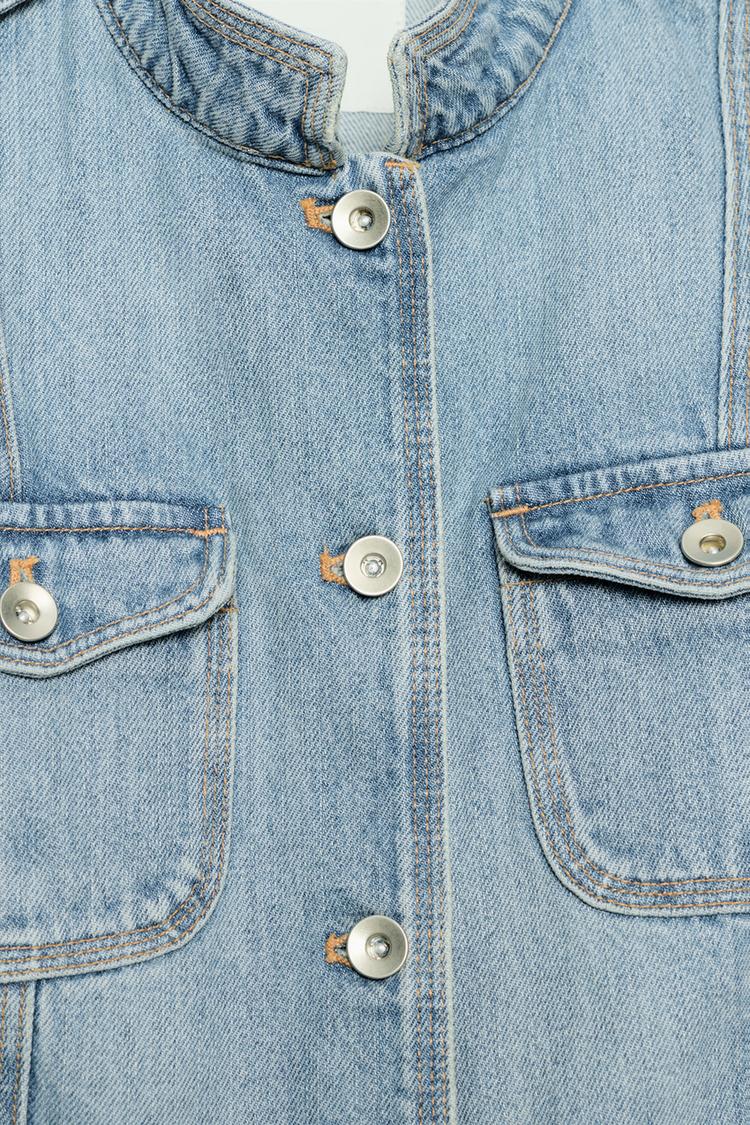 Chaqueta de mezclilla con bolsillos TRF 8
