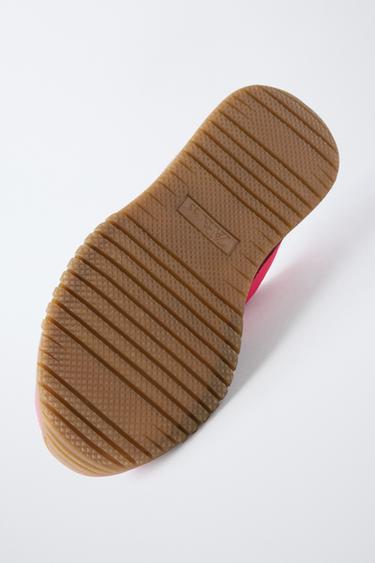 CONTRAST TRAINERS - Fuchsia by Zara - Image 5