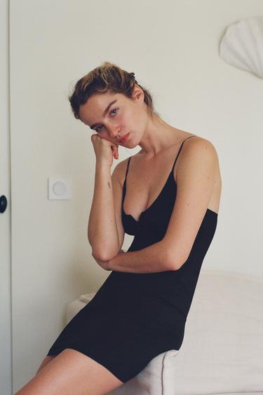 SHORT DRESS WITH POLYAMIDE ZIP - Black by Zara - Image 4