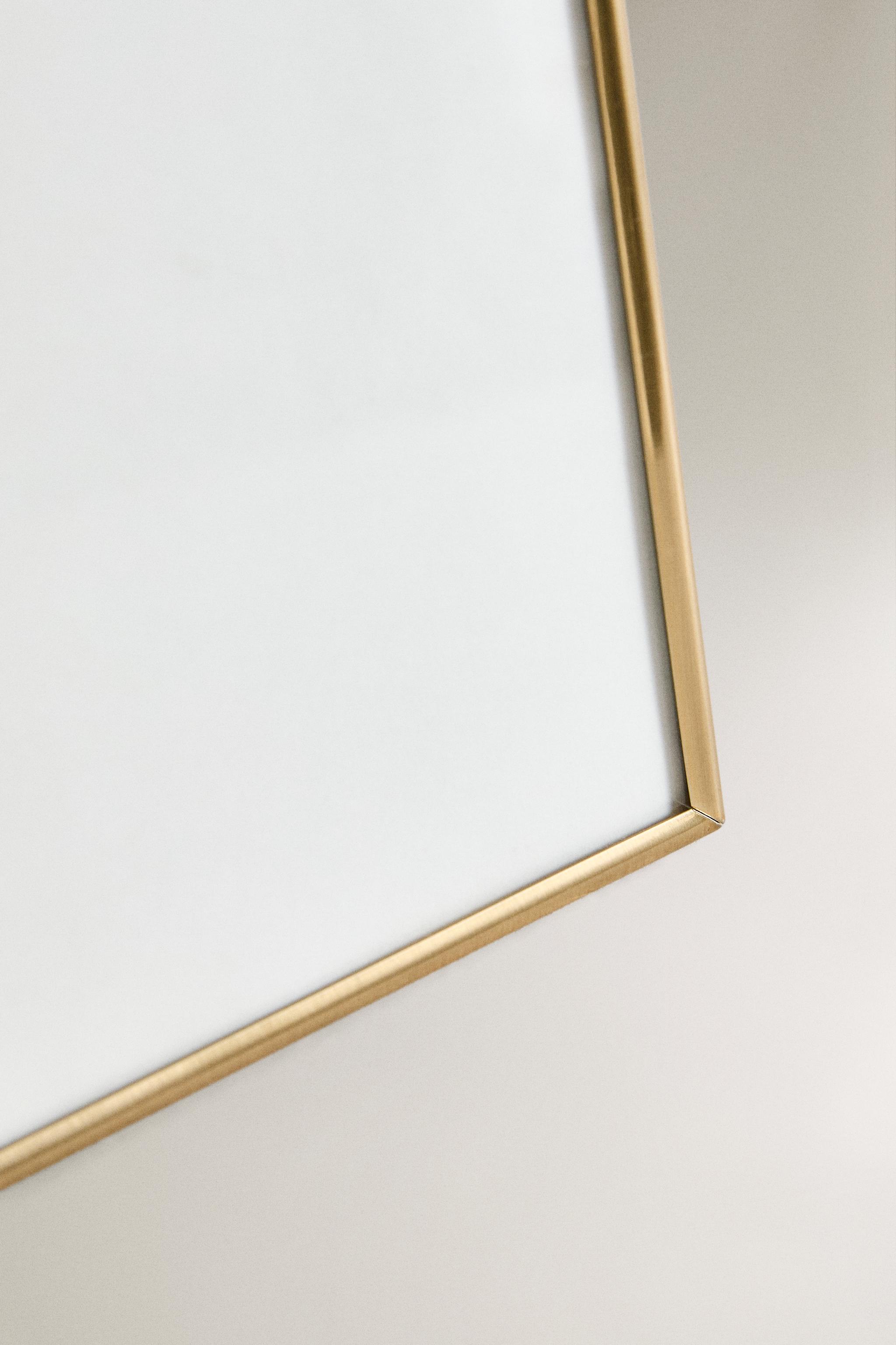 GOLD METAL PHOTO FRAME — Golden