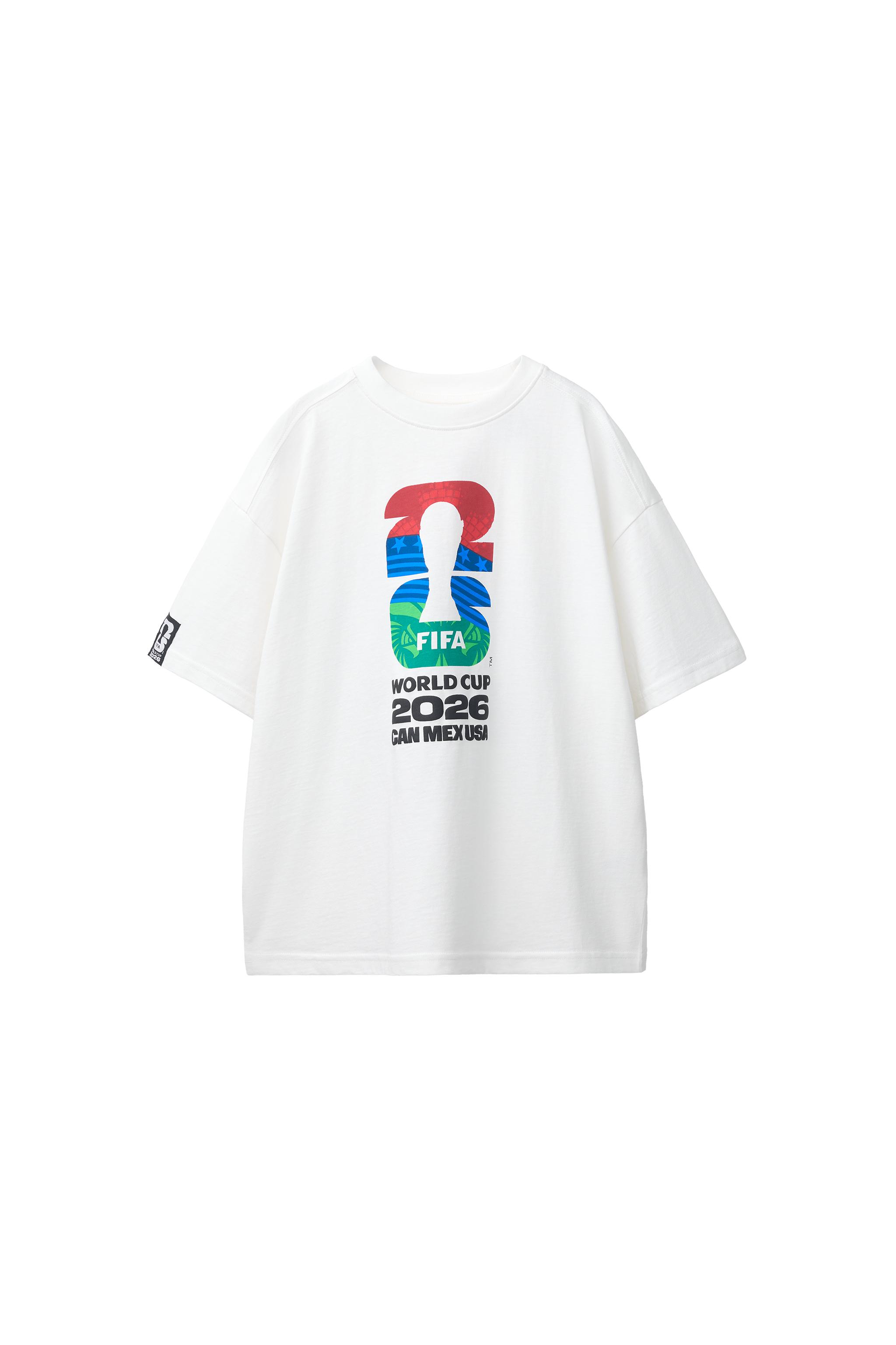 ワールドカップ　Tシャツ FIFAワールドカップ™2026 Tシャツ - ホワイト | ZARA Japan / 日本