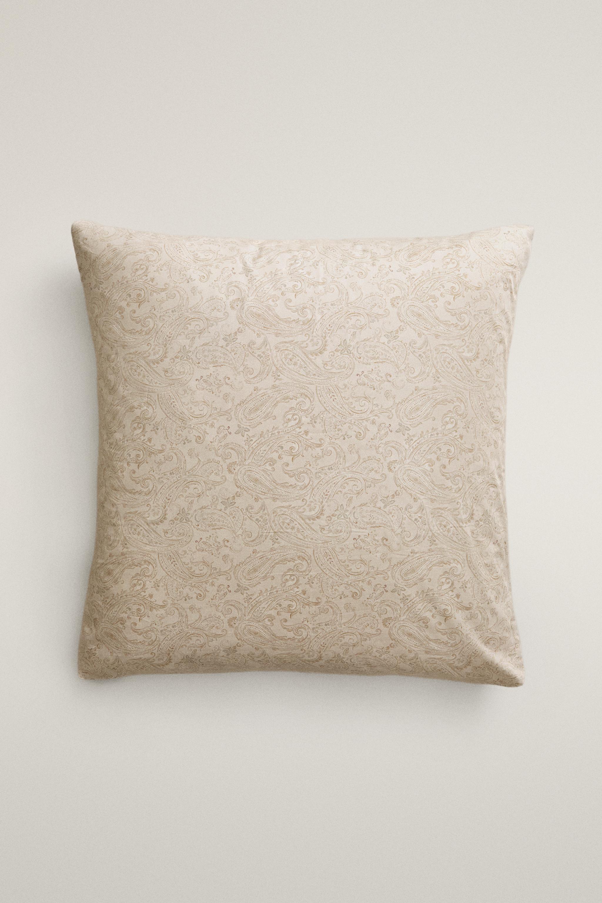 PAISLEY SATEEN PILLOWCASE (300 THREAD COUNT)
