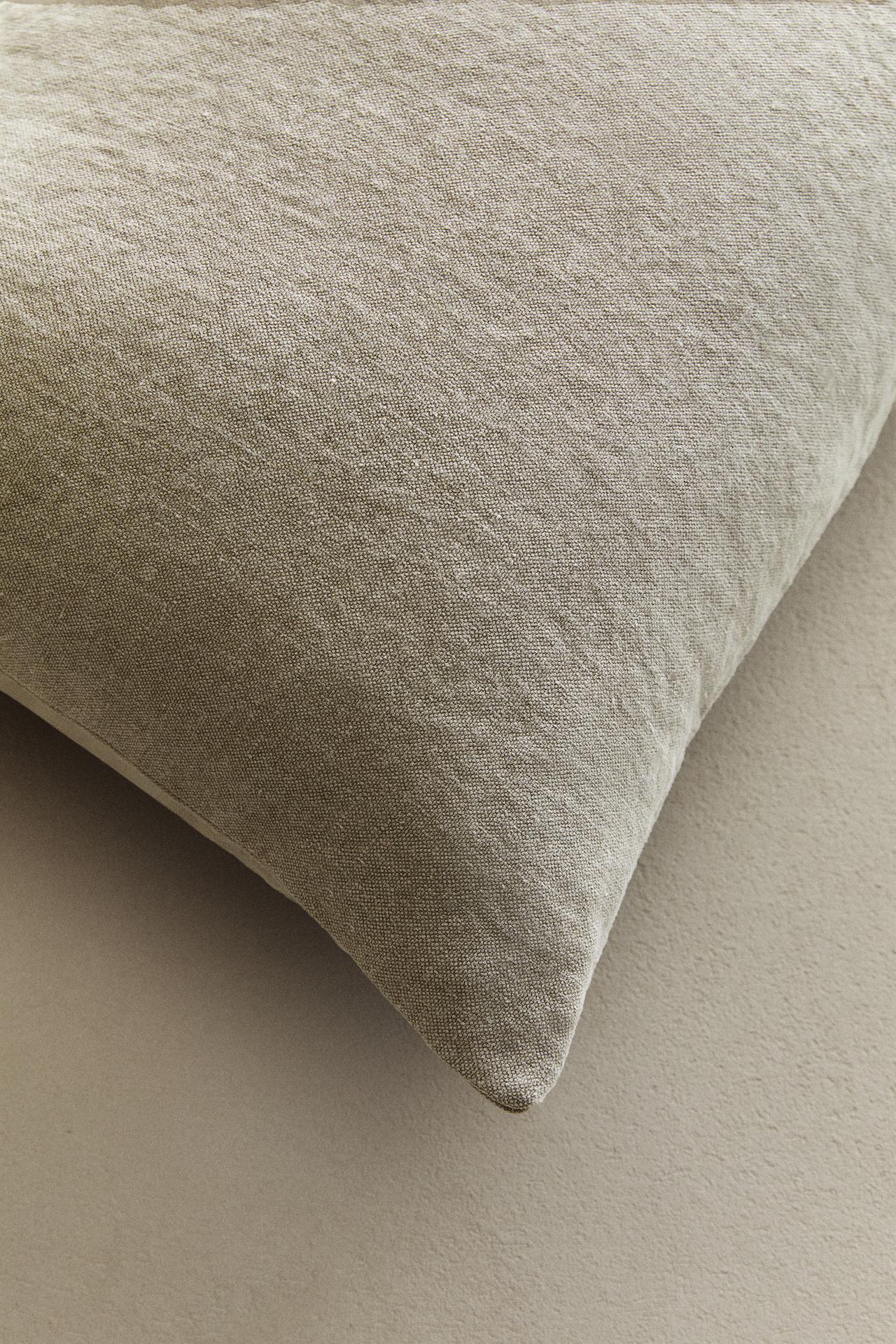 WASHED LINEN CUSHION COVER — Light beige