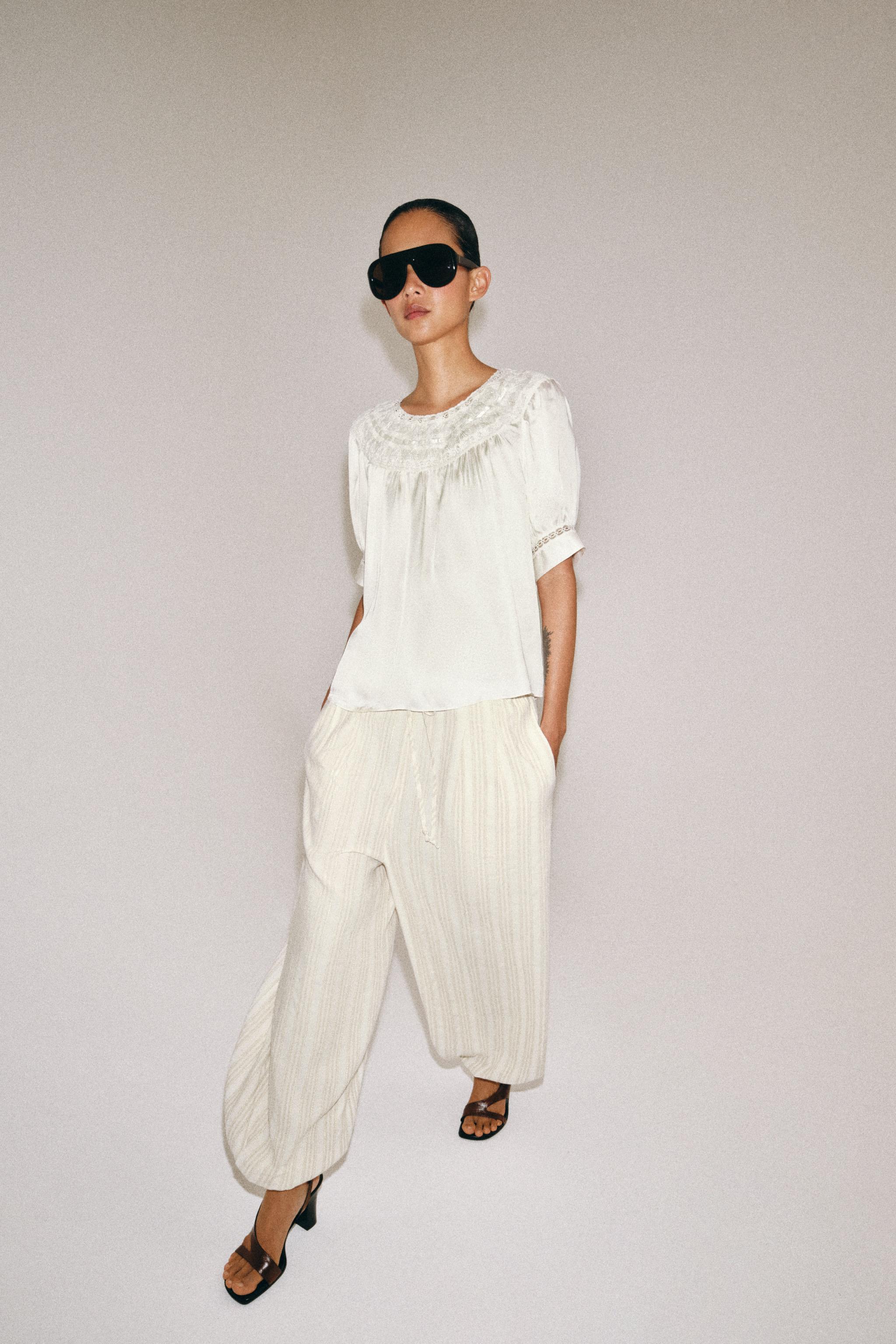 Zara ZW COLLECTION SHORT SLEEVE LACE BLOUSE