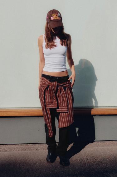 JEANS مستقيم TRF بخصر قصير - أسود by Zara