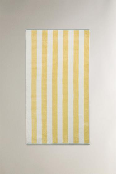 REVERSIBLE STRIPED COTTON TOWEL - striped by Zara