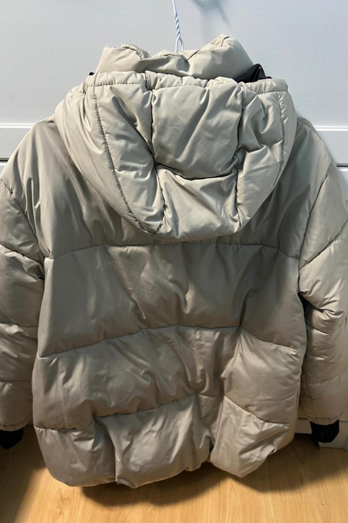 HOODED PUFFER JACKET - Image 2