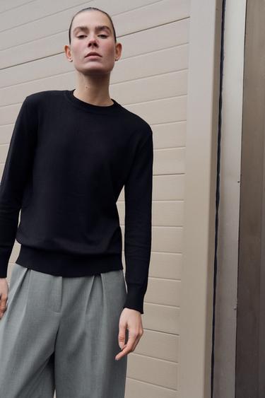 BASIC KNIT SWEATER - Black by Zara