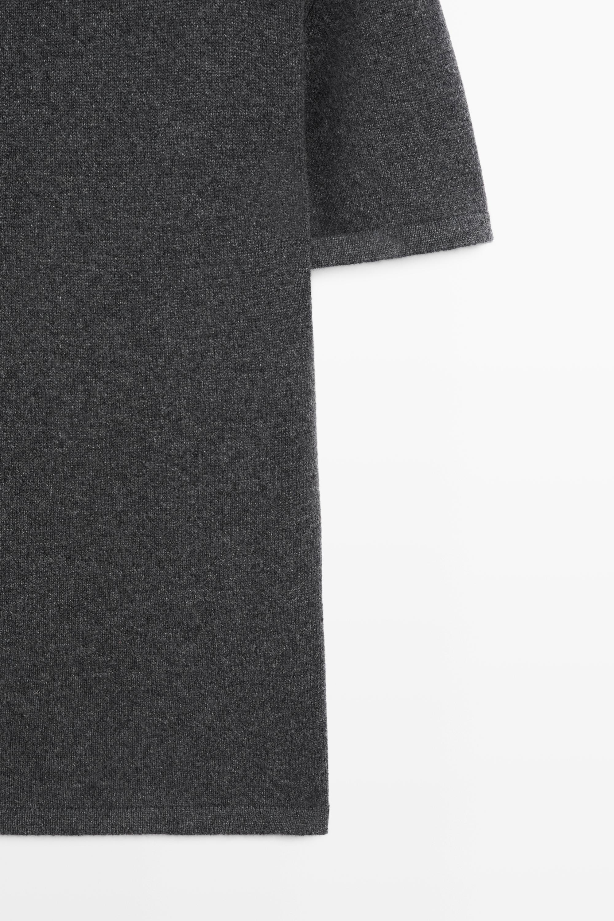 100% cashmere knit short sleeve sweater