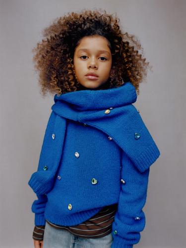 PULL EN MAILLE À PIERRES - Bleu électrique de Zara