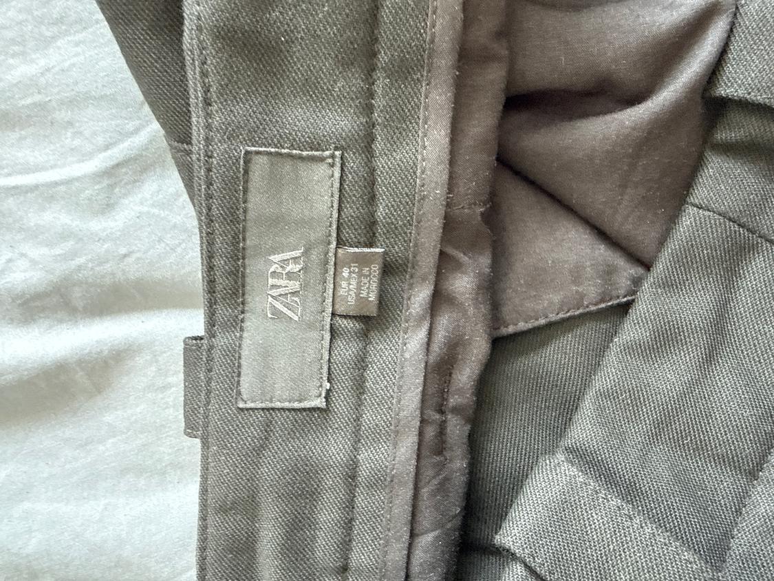 PLEATED TROUSERS WITH BELT - Image 3