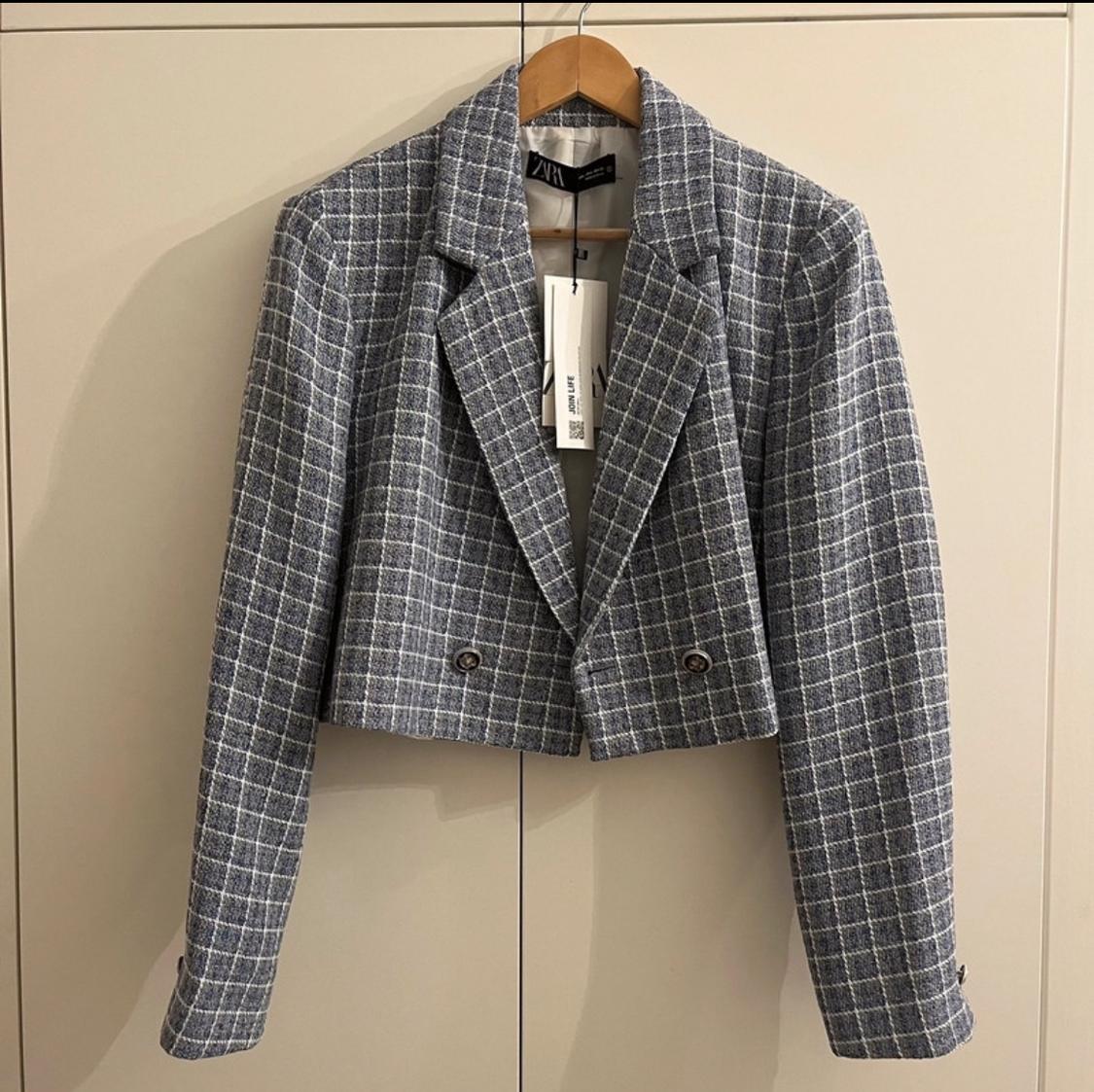 TEXTURED CROPPED BLAZER