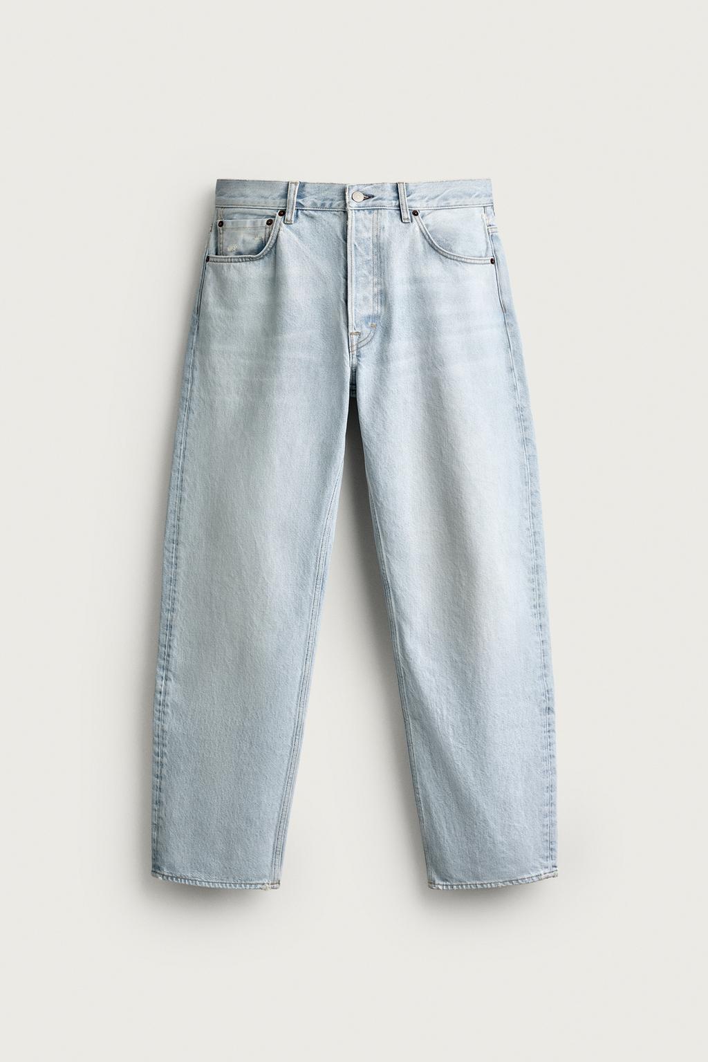 STRAIGHT ANKLE-FIT JEANS
