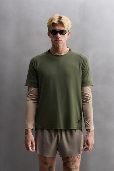 TEXTURED TRAINING T-SHIRT - Green by Zara