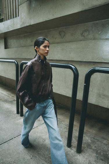 CROPPED LEATHER EFFECT BOMBER JACKET - Dark brown by Zara
