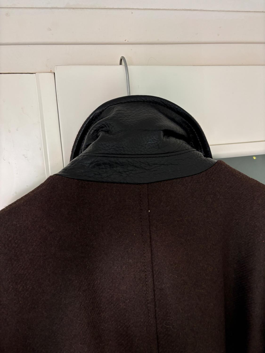 COAT WITH COMBINED LEATHER EFFECT COLLAR - Image 7