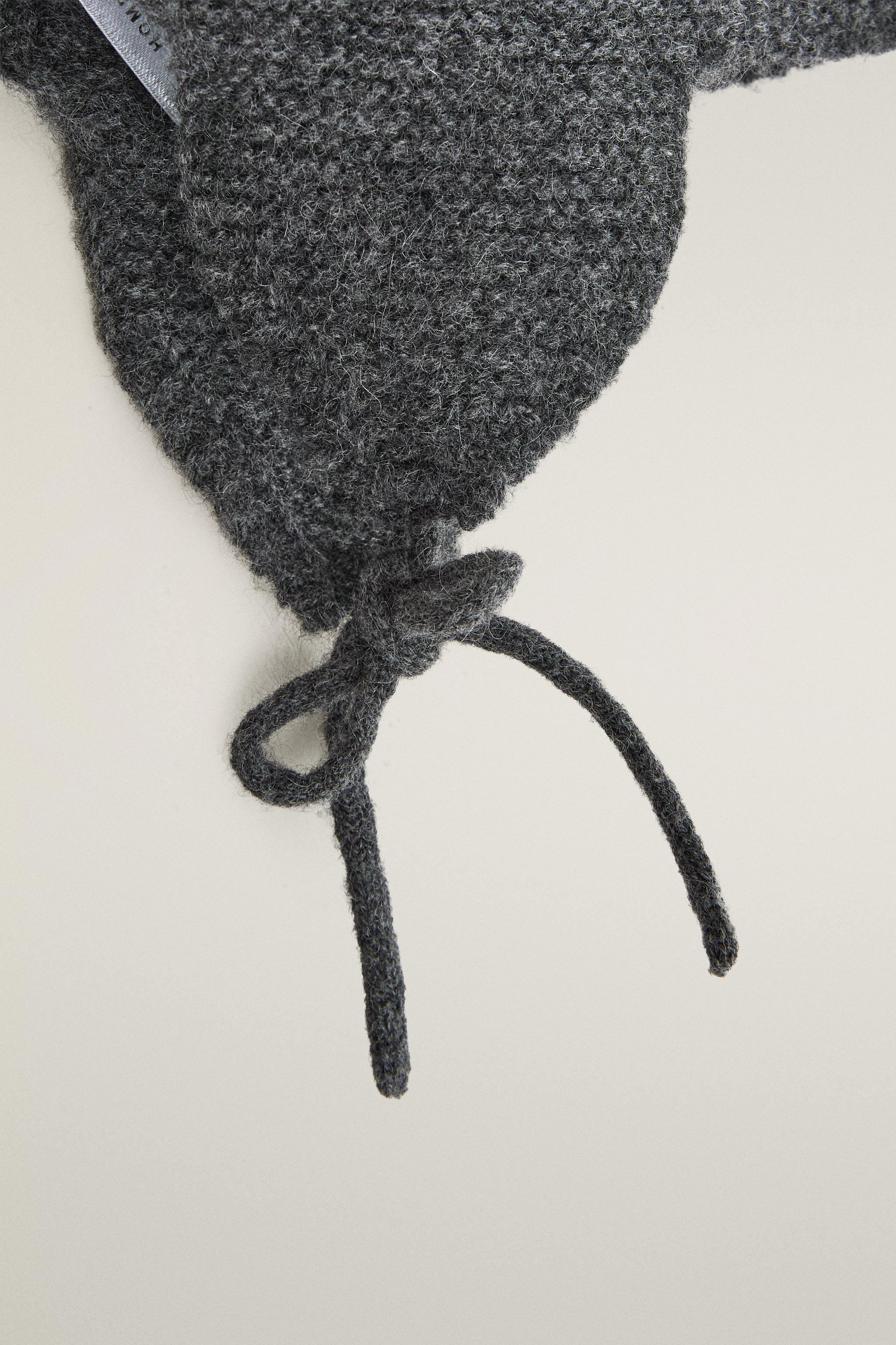 CASHMERE BABY BONNET WITH EAR FLAPS