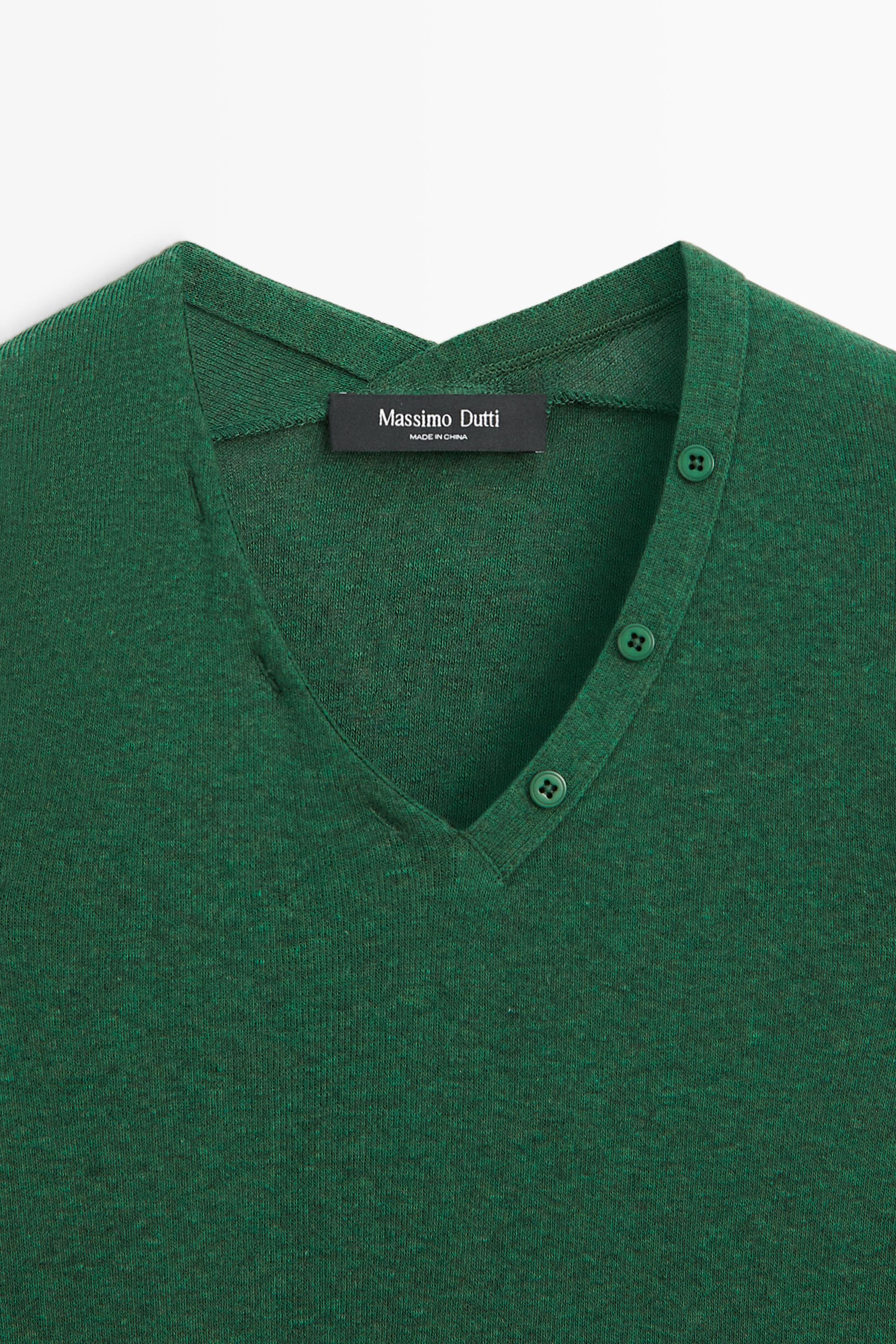 V-neck button detail T-shirt