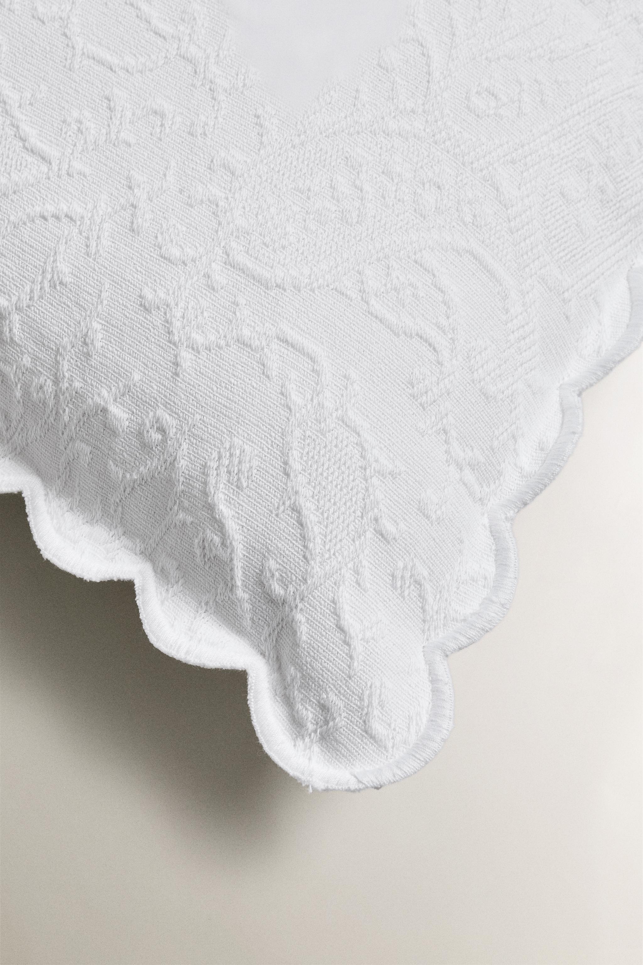 HOUSSE DE COUSSIN FLEURS ONDULÉ