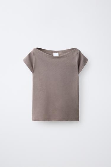 CAMISETA CUELLO BARCO LISA - rosa claro de Zara