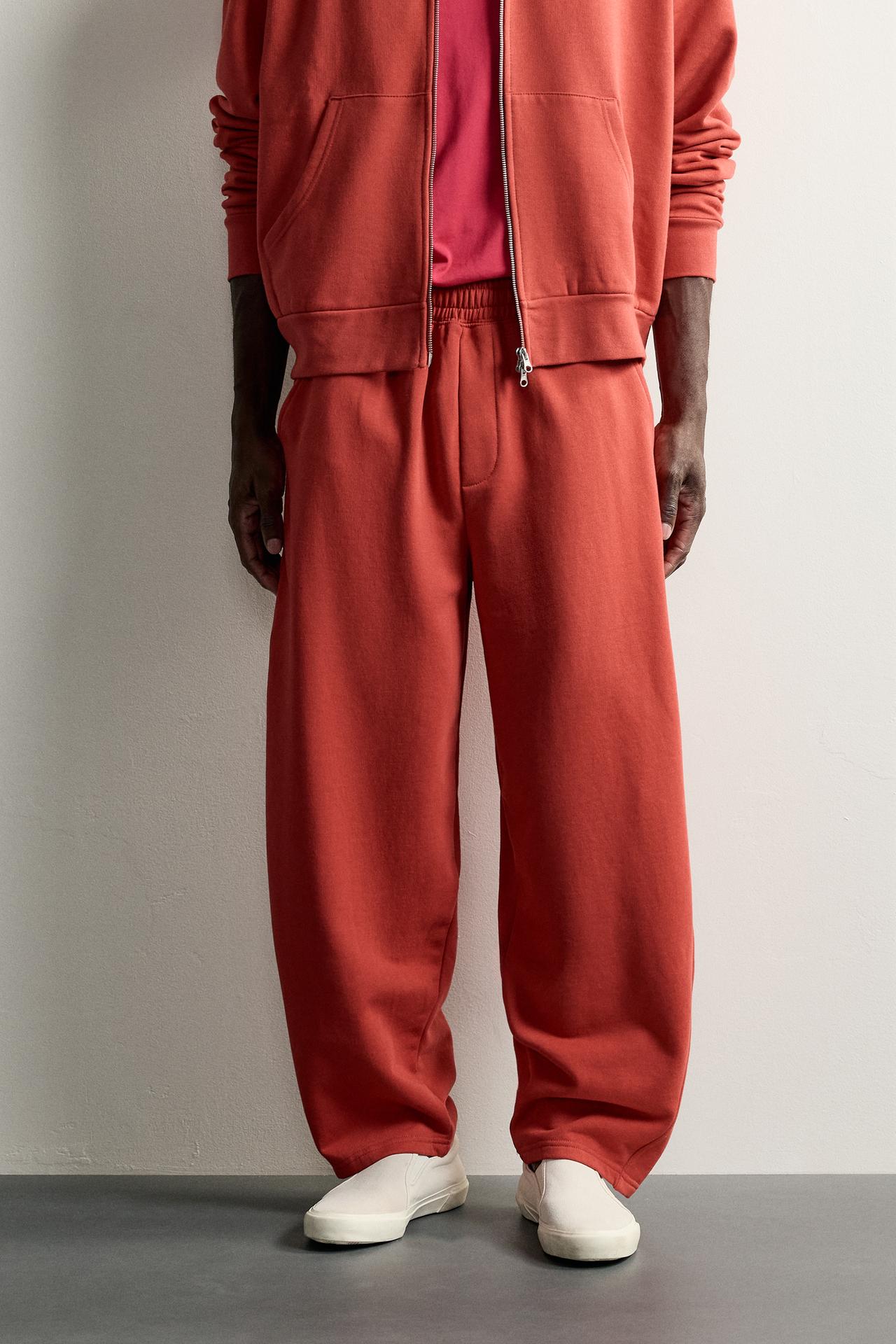 BASIC BALLOON-FIT JOGGERS — Red