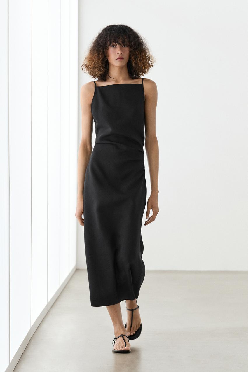 black midi formal dress AKIRA Reyna Bodycon | Lightweight mesh features a stunning pattern of 3D floral appliques as it shapes sheer puff sleeves with elastic at the cuffs and shoulders Velvi - Janelle Midi Dress