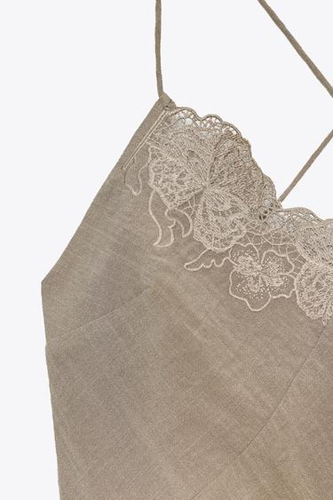ROBE STYLE LINGERIE MIDI BRODÉE - Marron / Taupe de Zara - Image 4