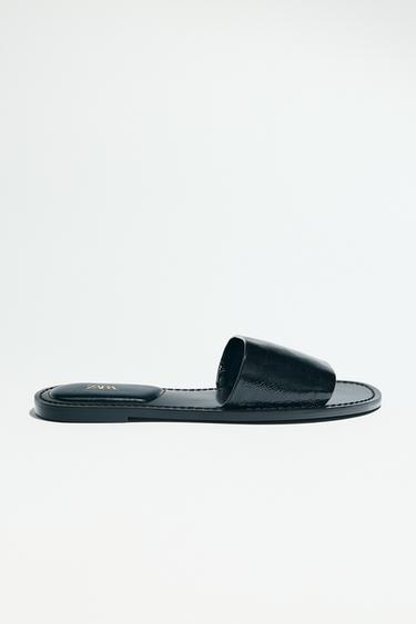 CRACKLED LEATHER STRAP - Black by Zara