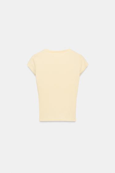 T-SHIRT COL EN V - Jaune de Zara - Image 6