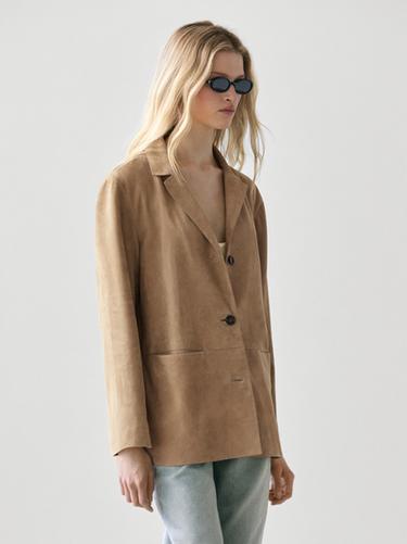 Blazer avec poches en cuir finition daim - Sable de Zara