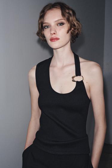 RIBBED TOP WITH METAL DETAIL - Black by Zara