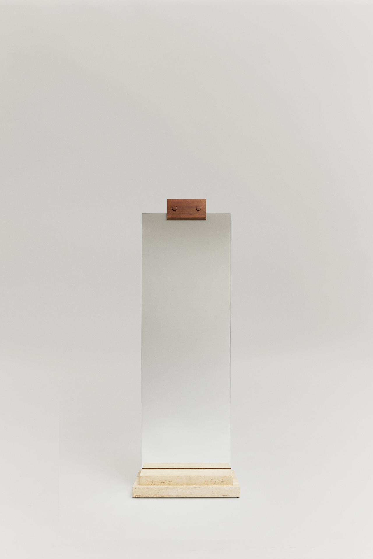 THE ARCHIPELAGO MIRROR — Light brown