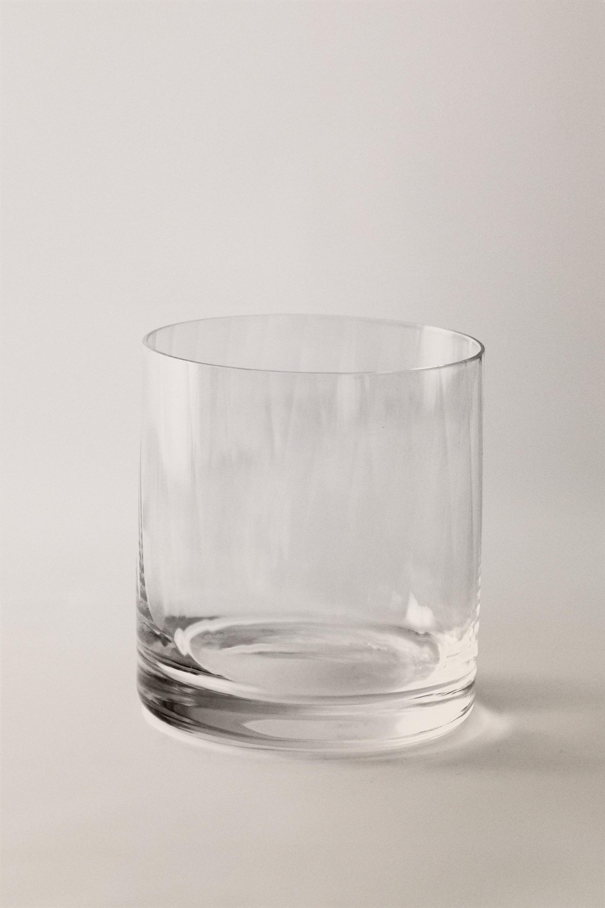 WHISKEY GLASS TUMBLER — Transparent