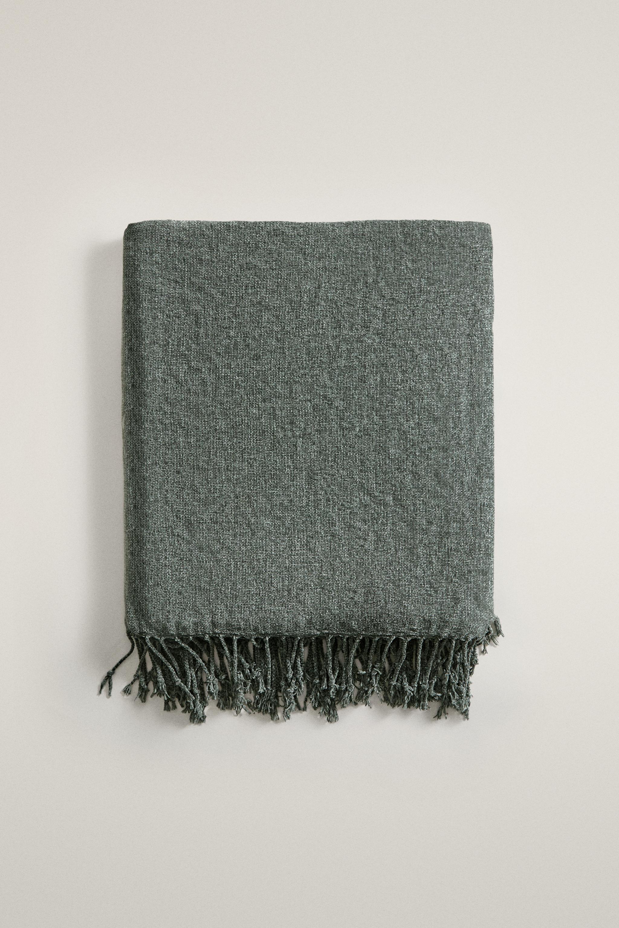CHENILLE BLANKET