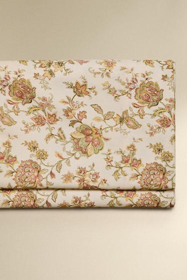 FLORAL SATEEN FLAT SHEET - Beige by Zara