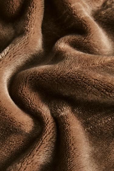FLEECE THROW WITH FRINGING - camel by Zara - Image 2