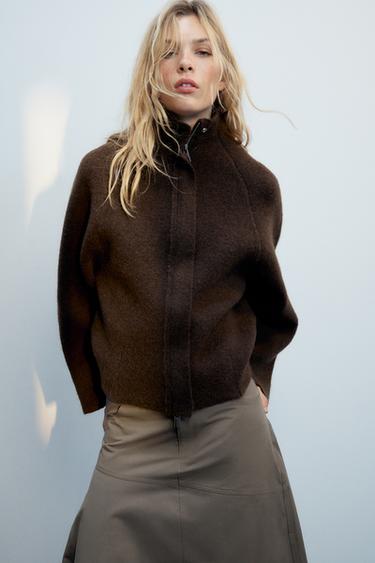 CHAQUETA PUNTO CREMALLERA - Marrón oscuro de Zara