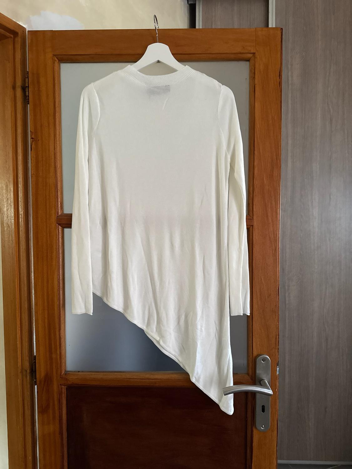 ASYMMETRIC LONG KNIT JUMPER - Image 2