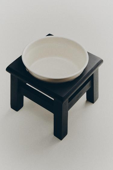 COMEDOURO COM SUPORTE PARA ANIMAIS DE ESTIMAÇÃO - Preto da Zara