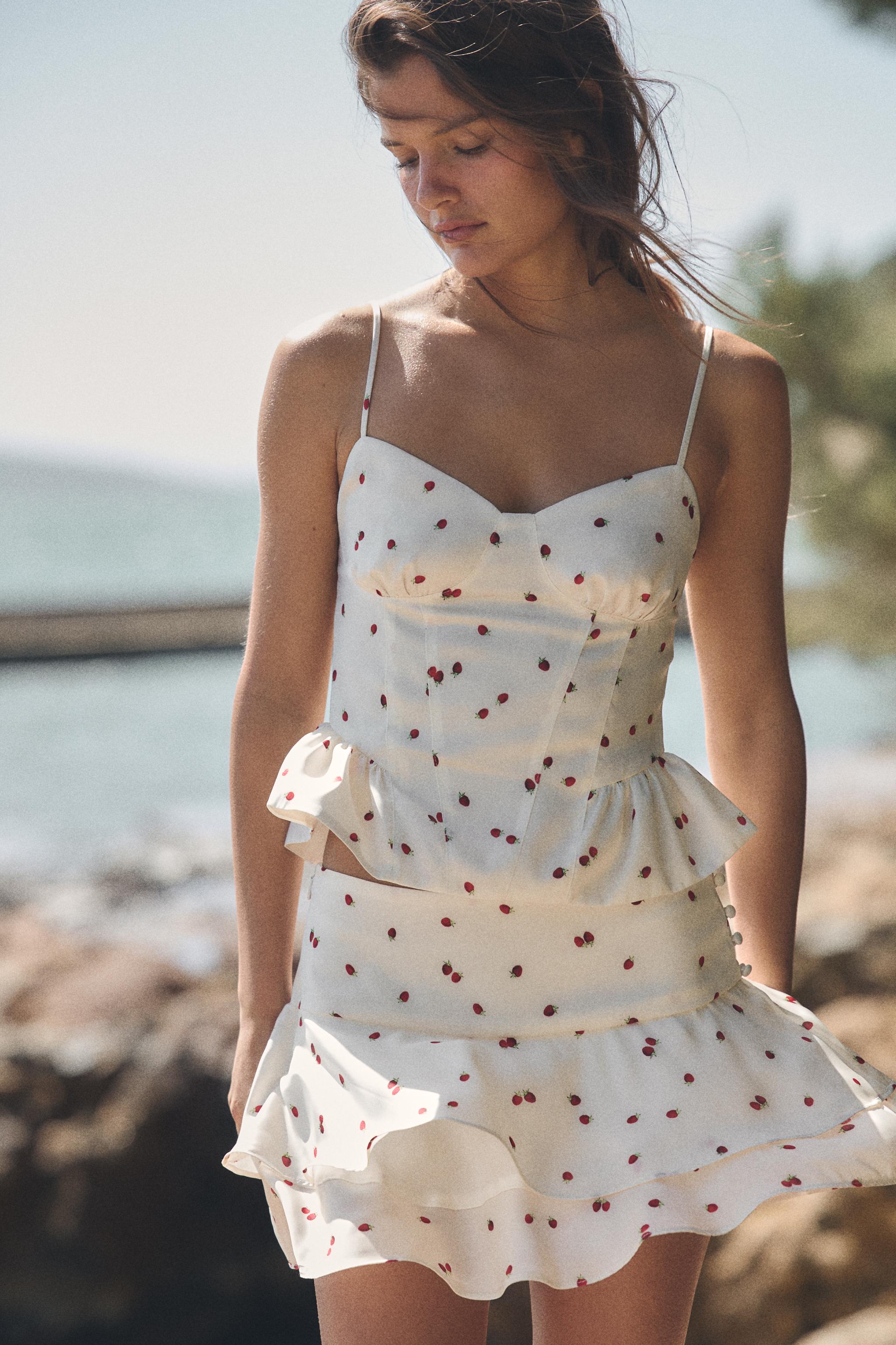 RUFFLED STRAWBERRY SATIN EFFECT TOP - Ecru / Red | ZARA Canada