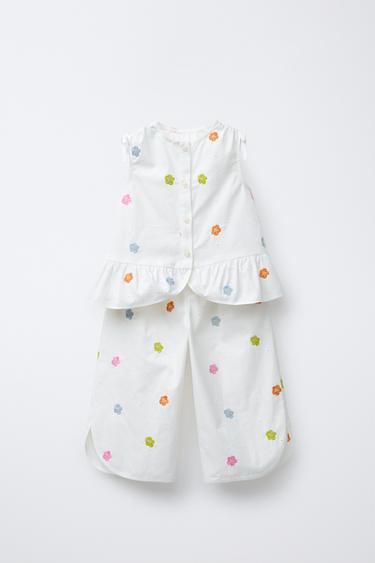TOTAL LOOK SHIRT AND TROUSERS IN POPLIN WITH EMBROIDERED FLOWERS -  by Zara
