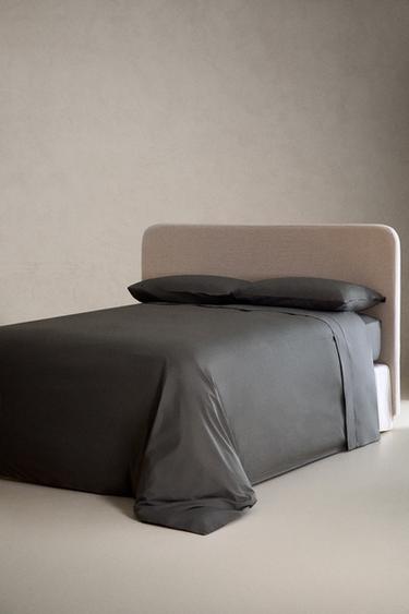 (300 THREAD COUNT) PERCALE FITTED SHEET | 30 CM HIGH - Anthracite grey by Zara - Image 1