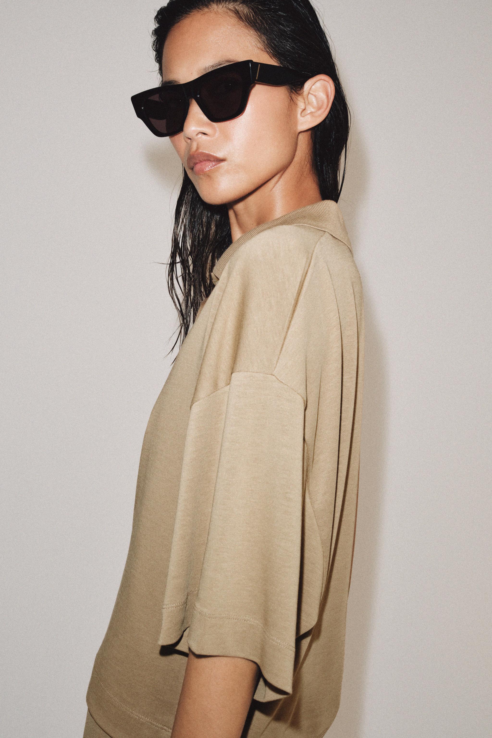 FLUID SHORT SLEEVE POLO SHIRT — Beige