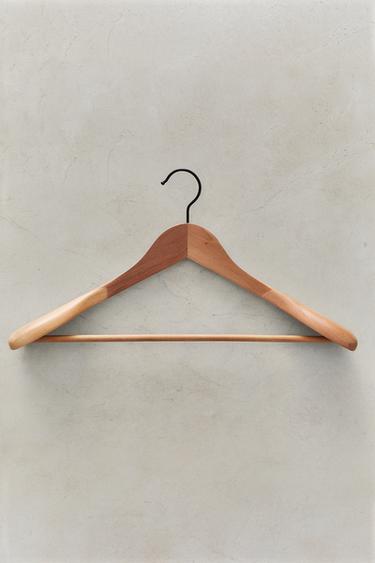 WOODEN JACKET HANGER - Light beige by Zara