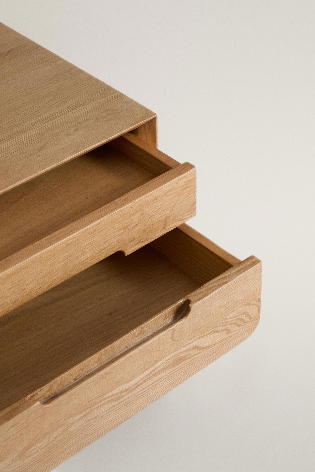 OAK WOOD BEDSIDE TABLE — Light beige