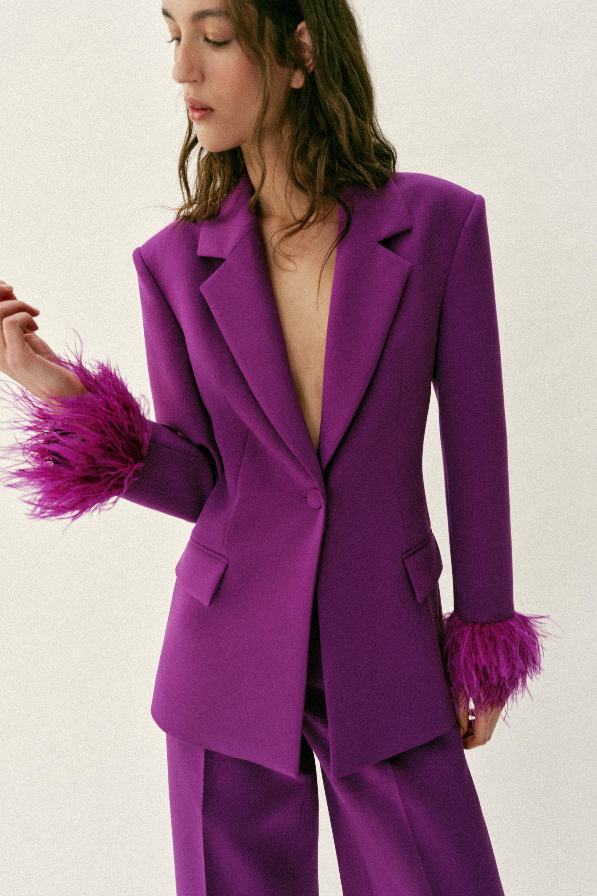 FEATHER CUFF SHOULDER PAD BLAZER