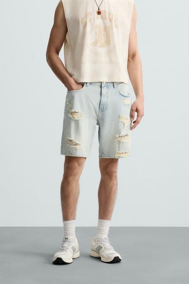 Zara RIPPED DENIM SHORTS - Light blue