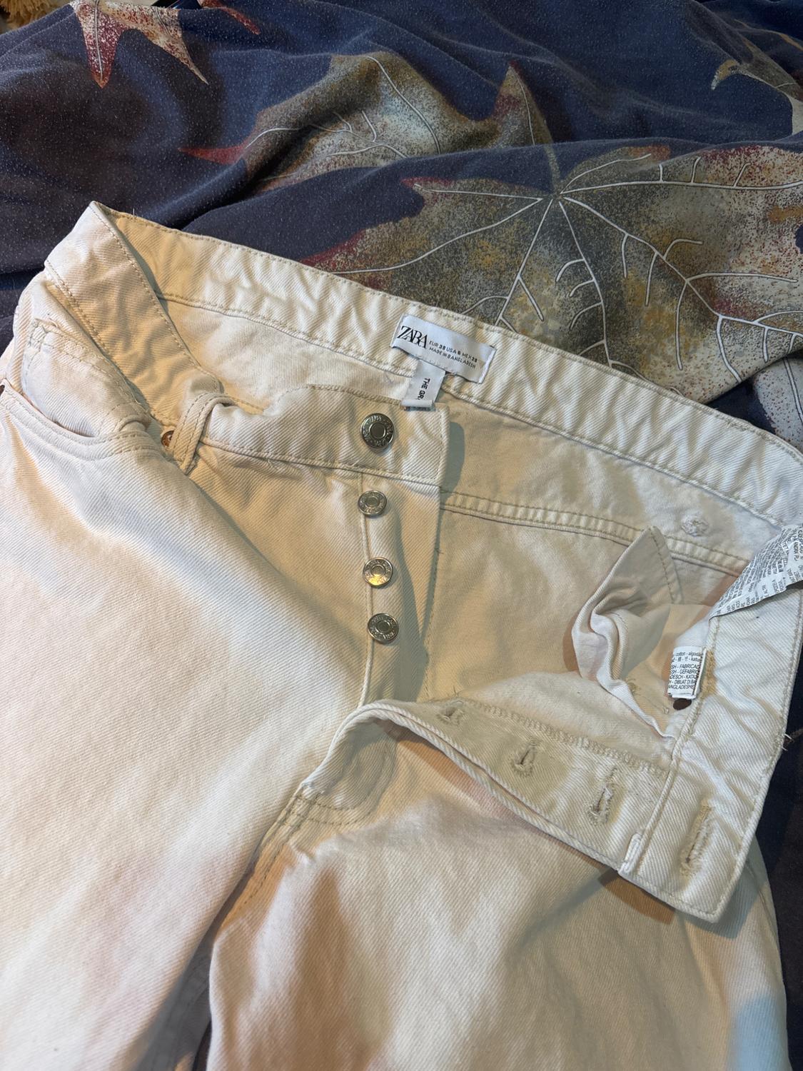 MID-RISE WIDE STRAIGHT JEANS - Image 4