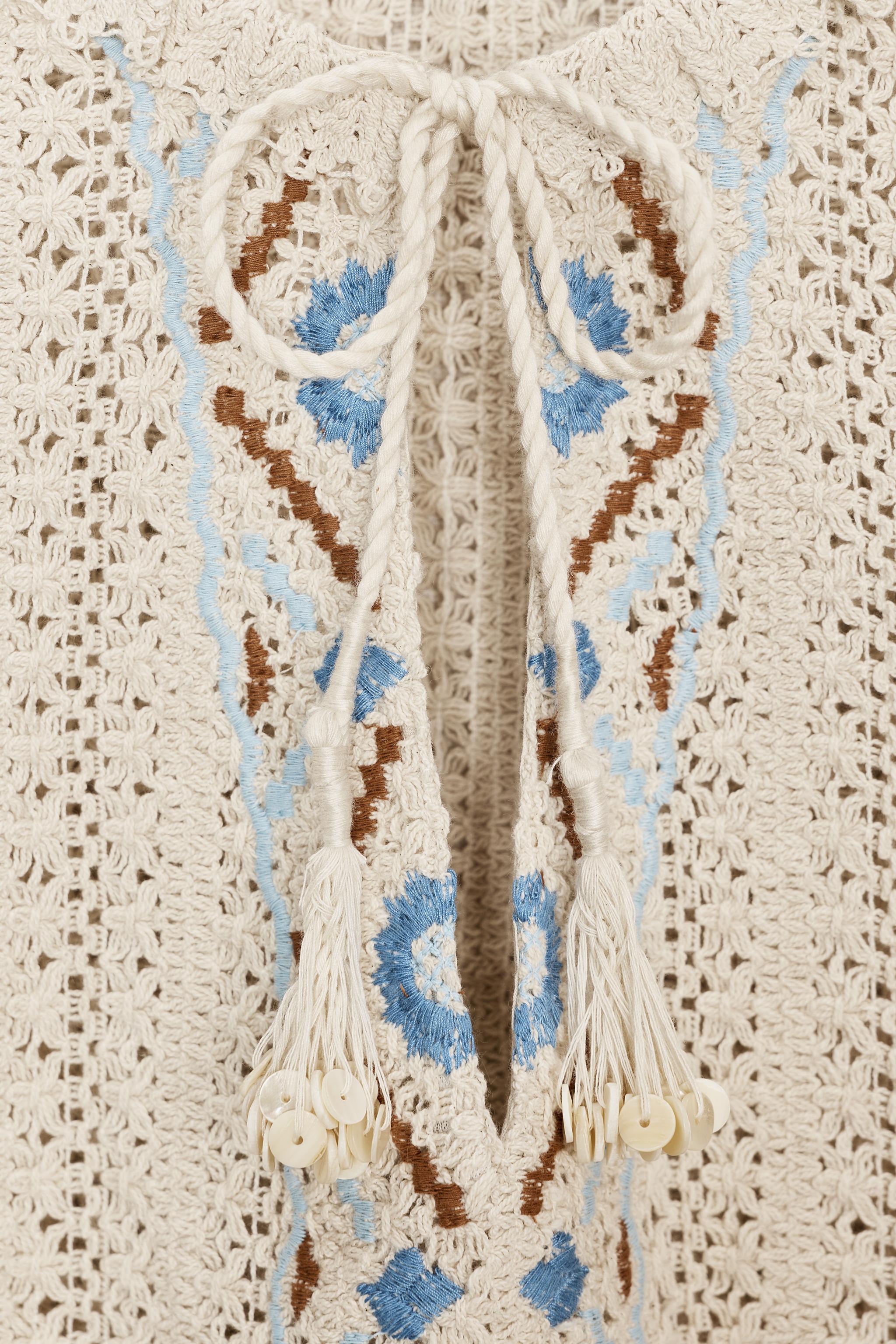TOP CROCHET BRODÉ