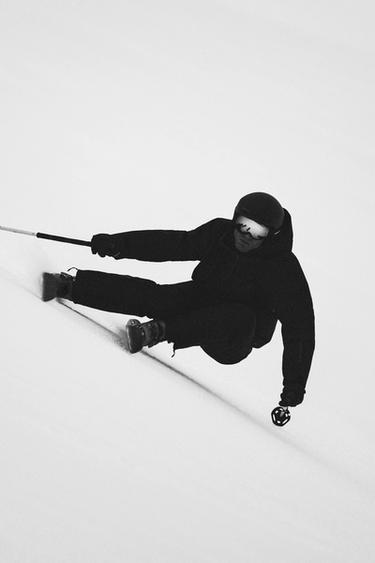 Imagen de producto - Negro de Zara - Imagen 0